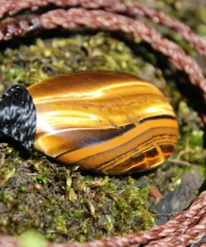 Australian Tiger Eye Pendant Necklace, Golden Tigereye, Australian made macrame cord healing jewellery, brown stone