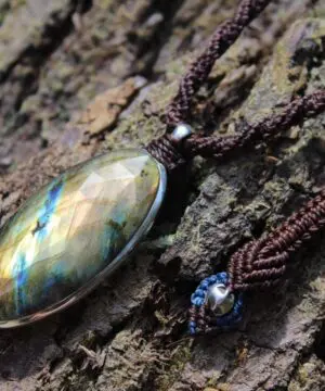 Faceted Labradorite Pendant Labrodorite Necklace Macrame Cord March Birthstone, Healing Crystal Talisman, Green stone .925 silver Necklace