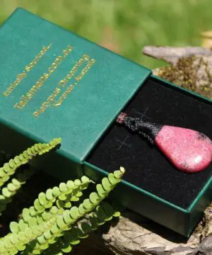 Australian ROYAL Rhodonite Necklace, Tribal pendant. Macrame necklace, Heart Chakra stone Jewelry, pink stone jewelry, Taurus necklace