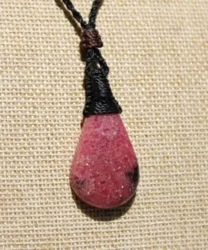 Australian ROYAL Rhodonite Necklace, Tribal pendant. Macrame necklace, Heart Chakra stone Jewelry, pink stone jewelry, Taurus necklace
