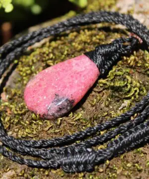 Australian ROYAL Rhodonite Necklace, Tribal pendant. Macrame necklace, Heart Chakra stone Jewelry, pink stone jewelry, Taurus necklace