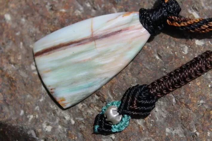 Elven Collawood Necklace,Tribal Pendant Necklace,Healing crystal jewelry, Petrified Wood Opal Pendant,Macrame Necklace,COLLA WOOD