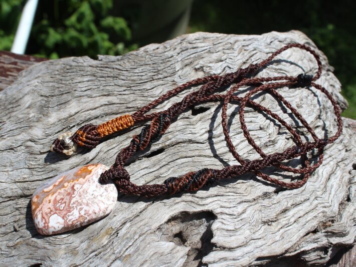 Australian Crazy Lace Agate Necklace, crystal Pendant,Elven Macrame Necklace, beachy beach jewelry, summer jewelry, surfer necklace
