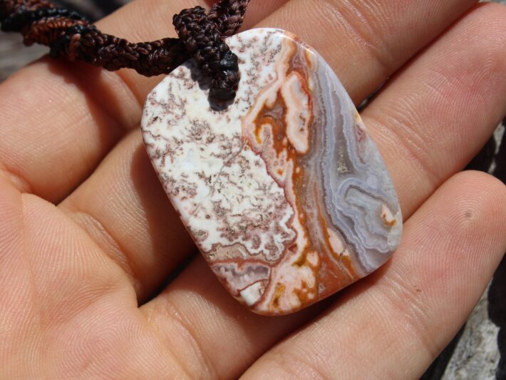 Australian Crazy Lace Agate Necklace, crystal Pendant,Elven Macrame Necklace, beachy beach jewelry, summer jewelry, surfer necklace